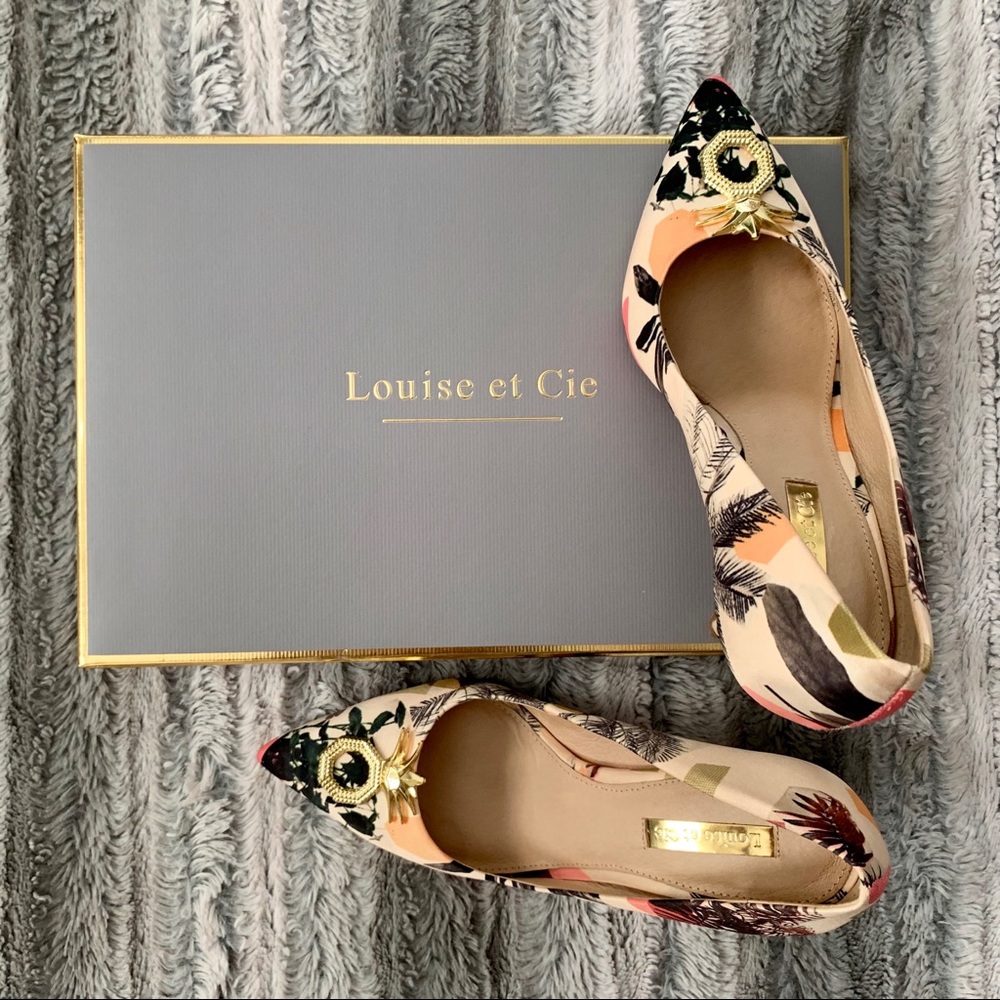 Louise et Cie Hanalee Pointed Toe Pumps